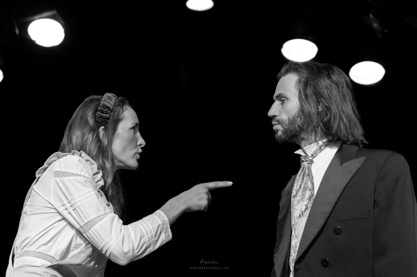 Cours théâtre Paris 16e — spectacle de la troupe Arthéâct